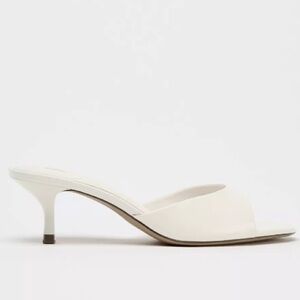 Zara Women's Patent Effect Sandals - White